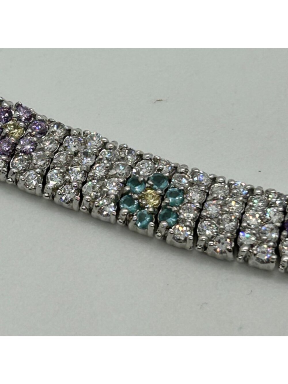 Vintage Rhinestone Tennis Bracelet Multicolor Flower Design W/ Safety Clasp 7.5" - Picture 12 of 16